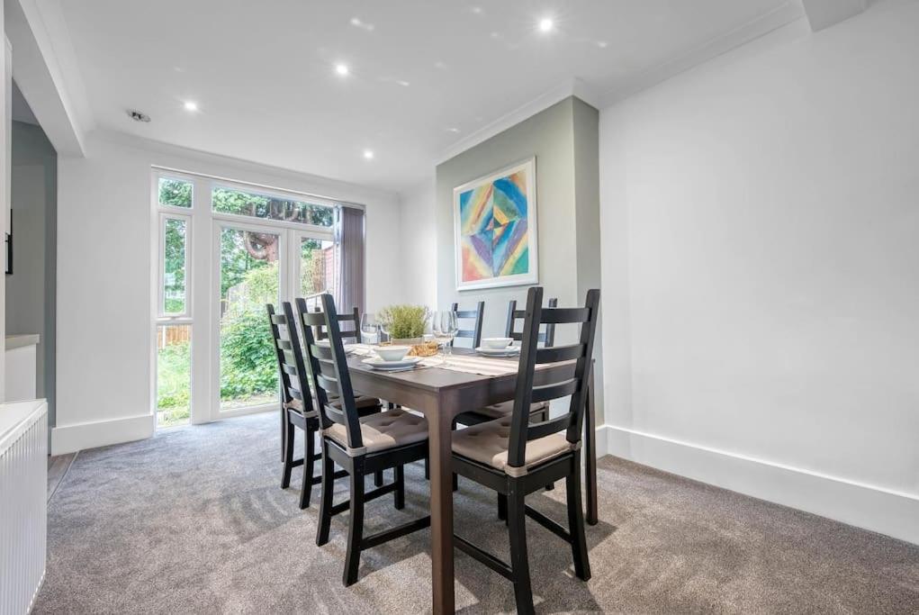 Stylish Home - Fast Wi-Fi-Free Parking ノッティンガム エクステリア 写真
