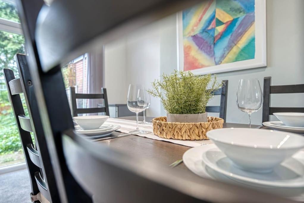 Stylish Home - Fast Wi-Fi-Free Parking ノッティンガム エクステリア 写真
